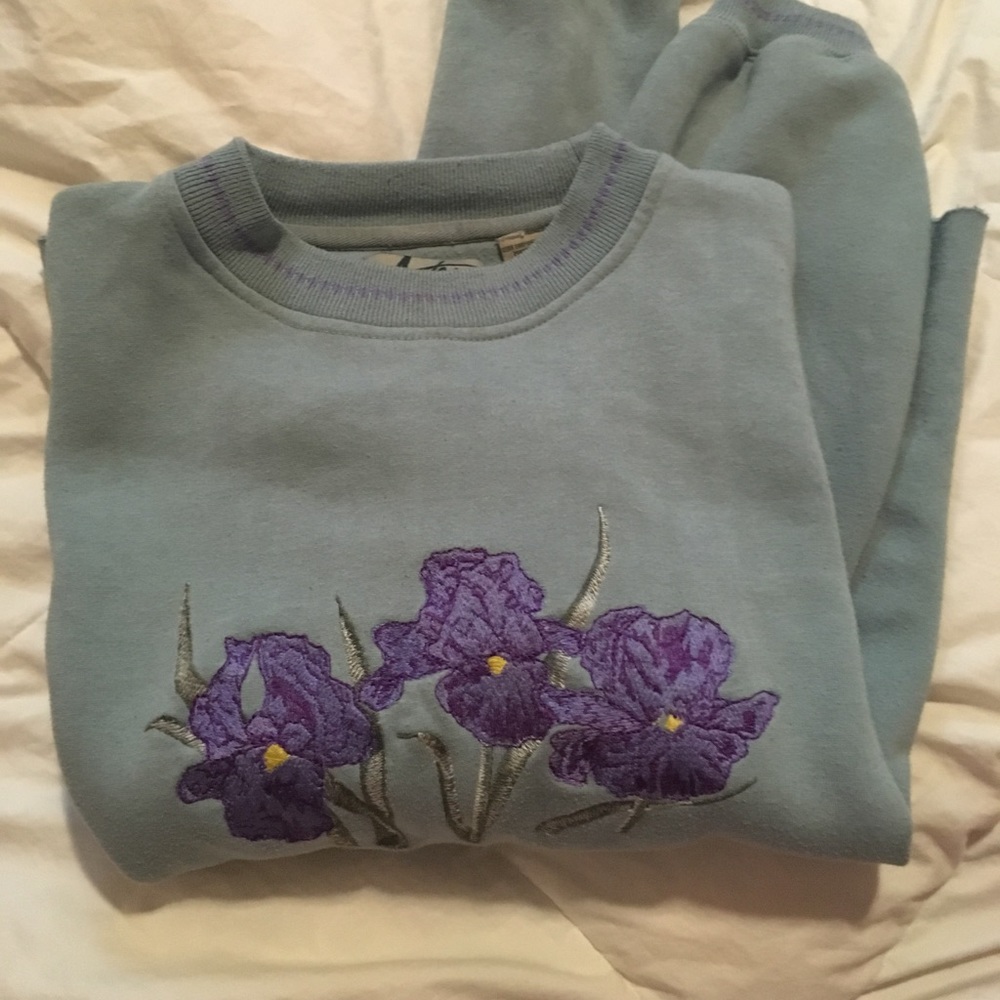 vintage autero cropped embroidered sweater
